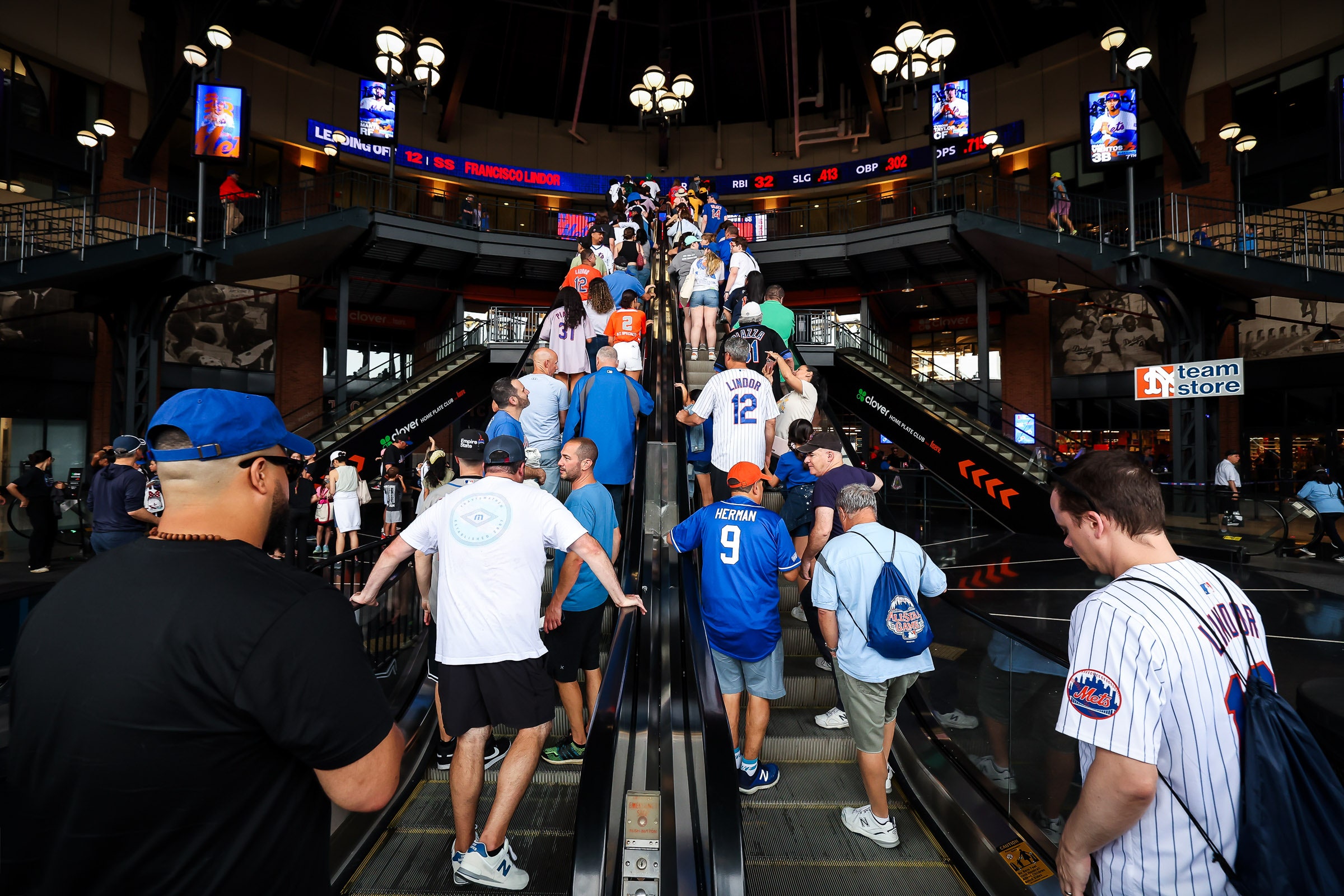 Stadiums Are Embracing Face Recognition. Privacy Advocates Say They Should Stick to Sports​Wired​