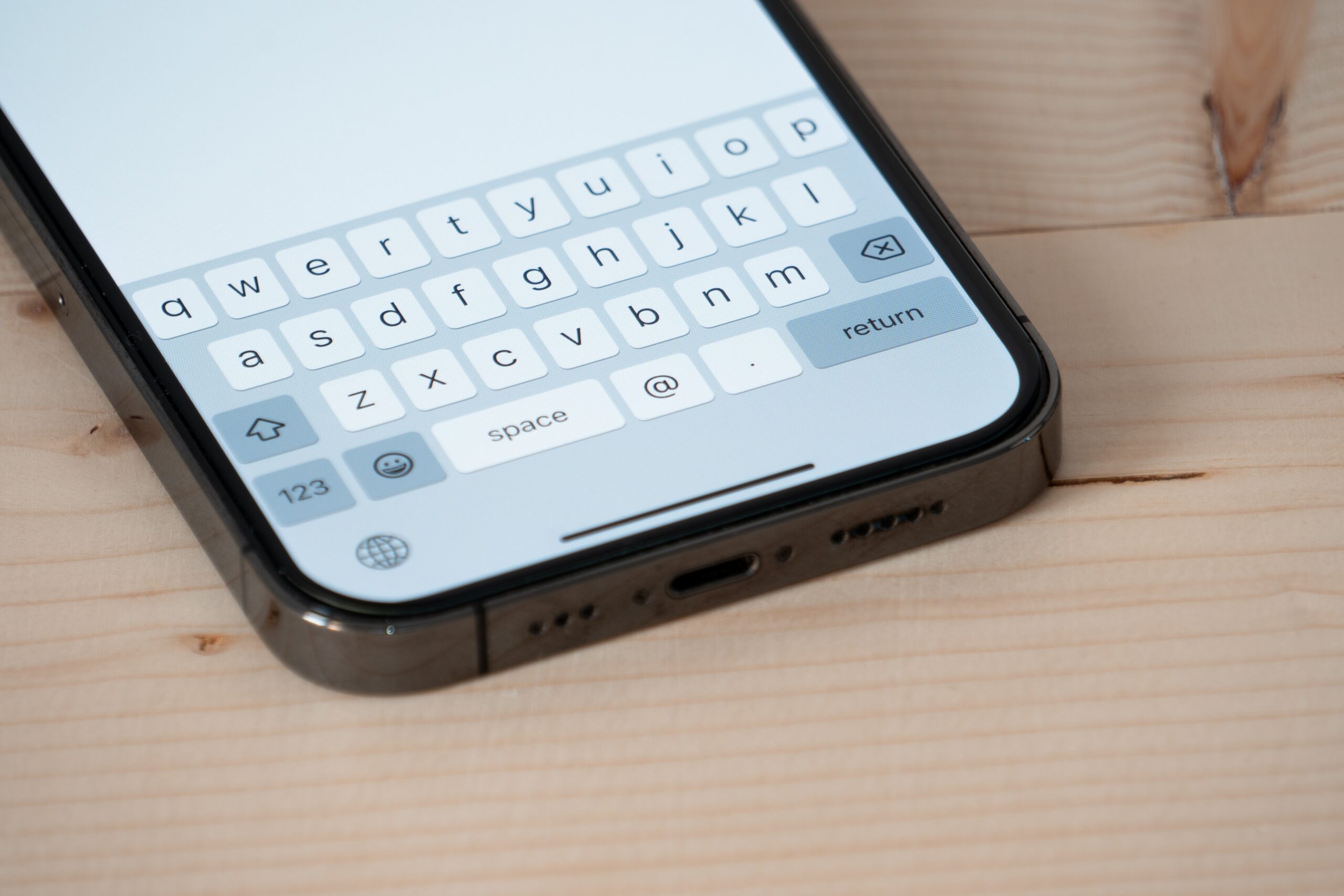 Don’t type these 4 characters into your iPhone — it will crash​Mashable​